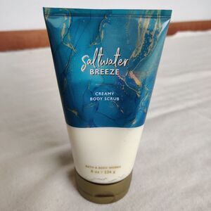 Bath & Body Works Saltwater‎ Breeze Creamy Body Scrub, 8 oz, Nearly Full